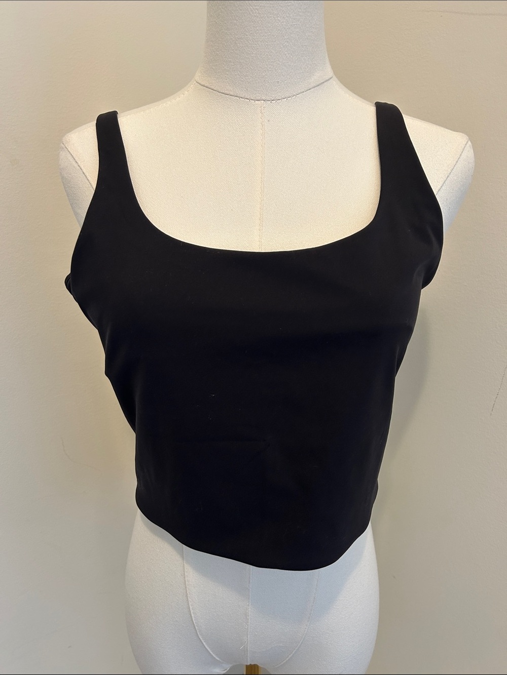 NWOT!  Athleta crop tank